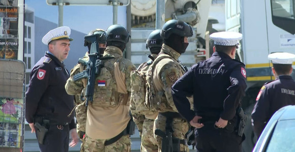 Додикова полиција контролише све градјане Србије