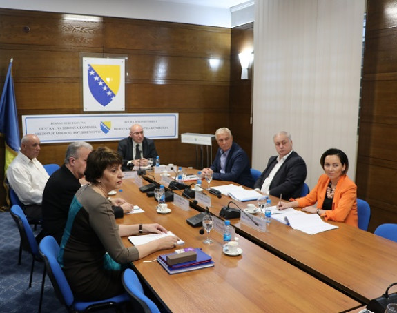 CIK BiH konačno odlučio da izađe pred novinare