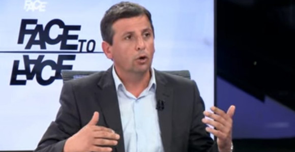 Dodik i Šmit prave dogovor: Ti pomozi meni, ja ću tebi...?