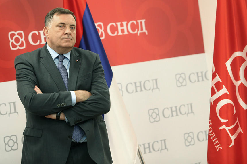 U Srpskoj izvedena je samo jedna “obojena revolucija”, a ona nam je upravo Dodika i dovela na vlast