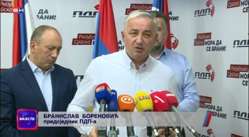 Бореновић: Са четири нивоа гласања у Добоју бруталном крађом нестало 60% од 120.000 празних листића?!