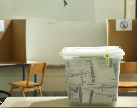 Otvaranje vreća sa četiri biračka mjesta u Banjaluci
