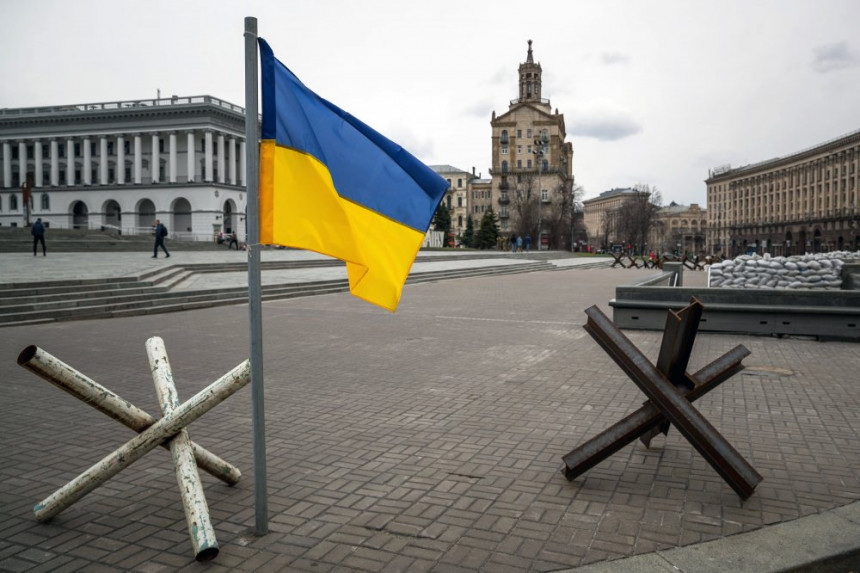 Неколико држава позвало грађане да напусте Украјину