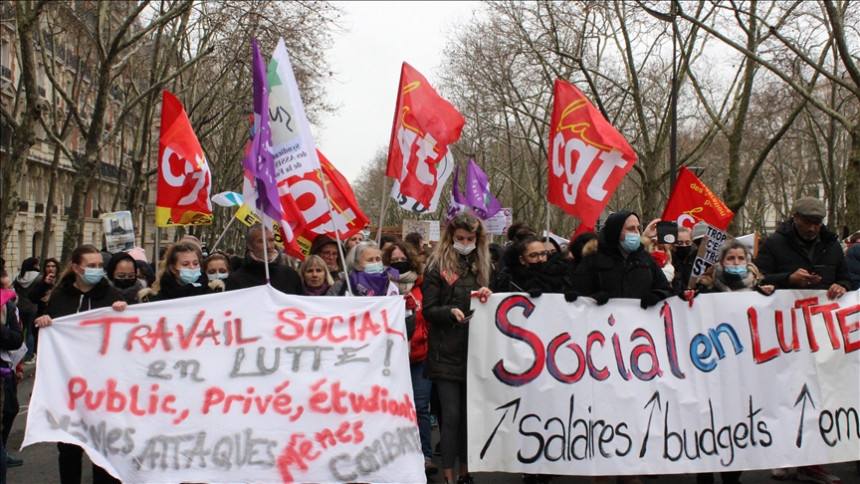 Синдикати због плата покренули штрајк широм ФР