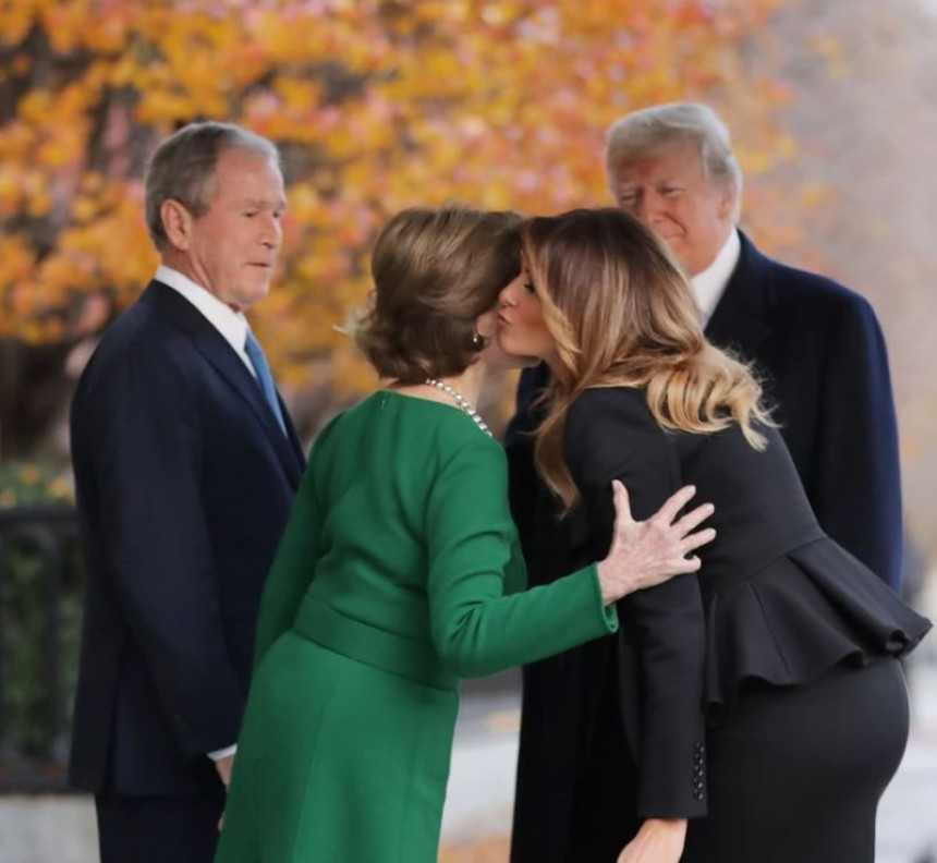 Melanija Tramp u društvu sa Hilari Klinton