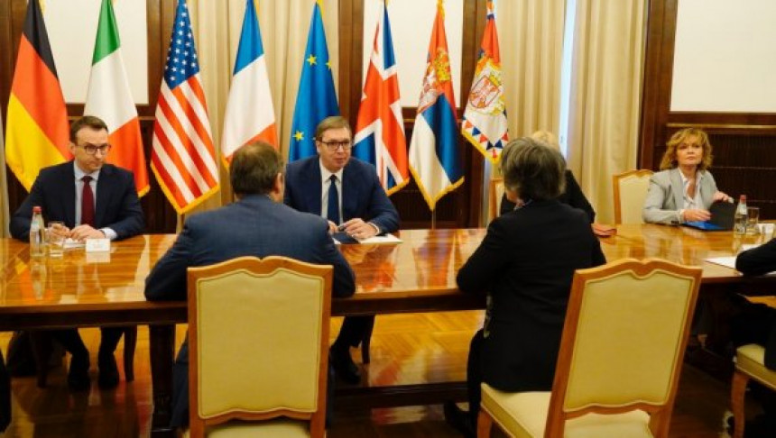 Vučić se sastao sa ambasadorima zemalja Kvinte