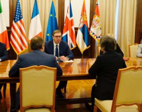 Вучић се састао са амбасадорима земаља Квинте