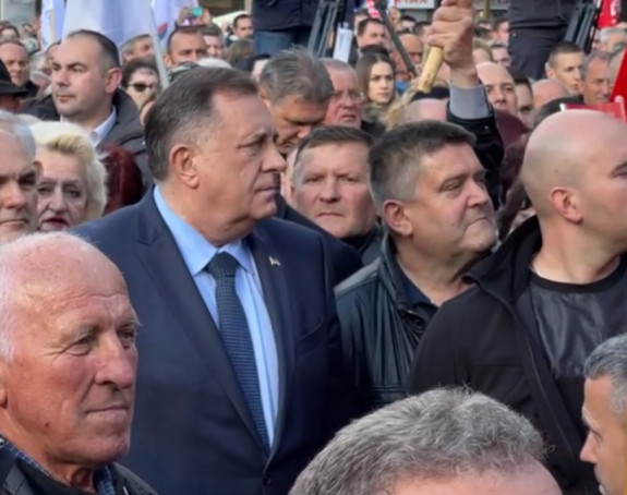 Počela mobilizacija za odbranu Dodikovog režima
