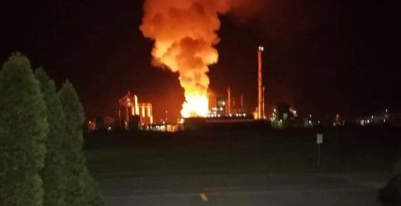 Eksplozija u "Hipolu": Veliki požar lokalizovan