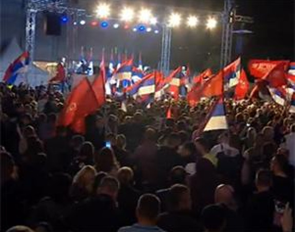 Ево шта каже објективна и непристрасна полиција: 25 пута више људи него код опозиције?!