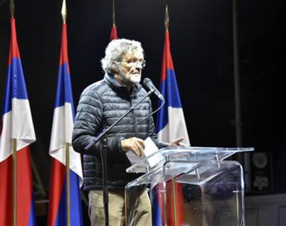 Bal izdajnika bez ijedne poruke i Kustino poniženje za sve pare