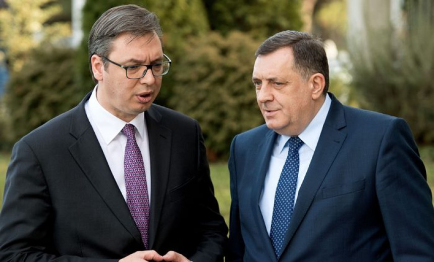 Vučić čestitao Dodiku pobjedu na izborima