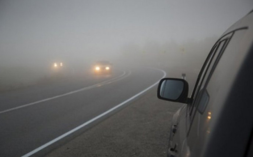 Vozači oprez: Gusta magla smanjuje vidljivost