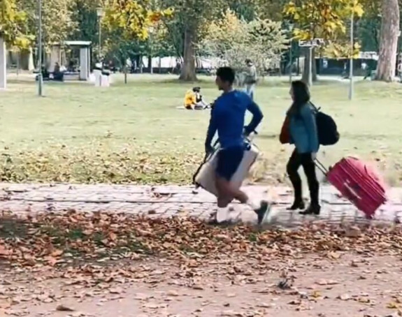 Ђоковић помогао старици и одушевио Французе (ВИДЕО)