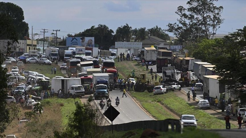 Vozači blokirali puteve zbog poraza Bolsonara