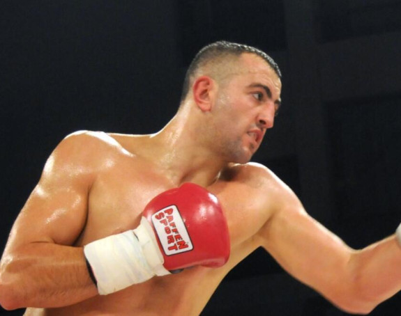 Bokser uhapšen zbog droge povezan sa kavačkim klanom