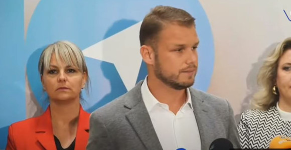 Stanivuković: Ostajem tamo gdje jesam