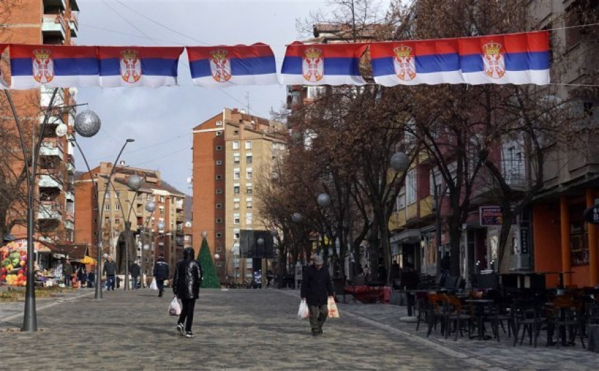 У подне народни скуп у Сјеверној Митровици