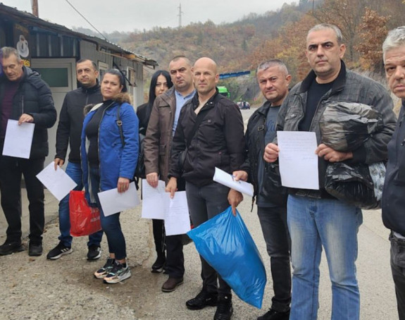 Срби запослени на Јарињу и Брњаку поднијели оставке