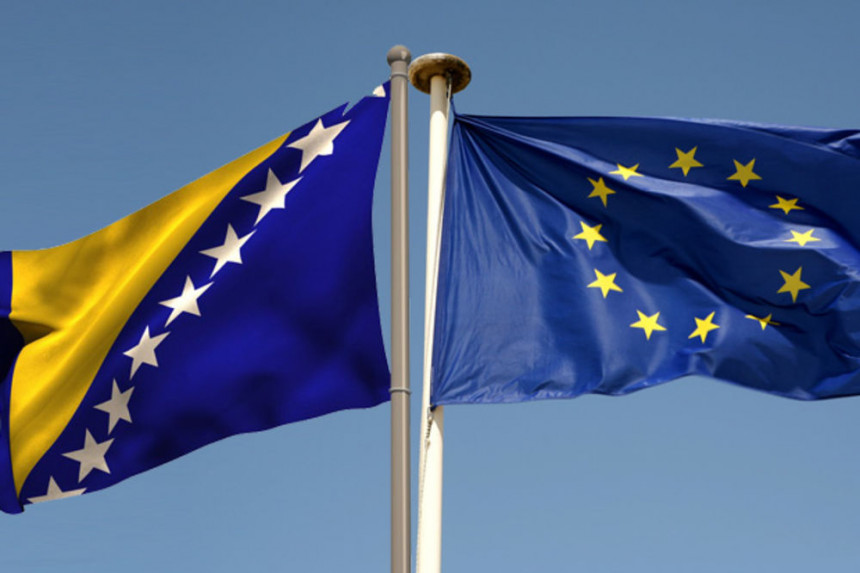 Kandidatski status BiH visi o koncu zbog zahtjeva EU