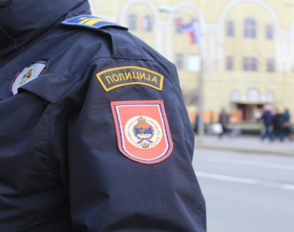 "Policajci su bili u uniformi tokom pljačke migranata"