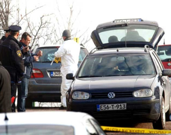 Tuzla: Muž ubio suprugu, pa pucao sebi u glavu
