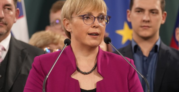 Nova predsjednica SLO vozi motor, a hobi joj je boćanje