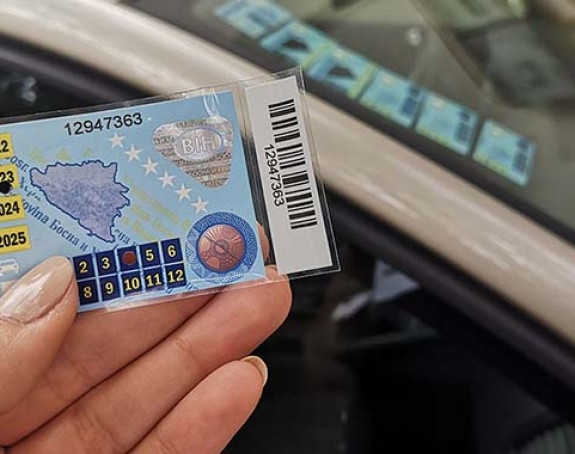 SNSD-ov ministar ne odustaje od stikera - milioni maraka idu u privatni džep