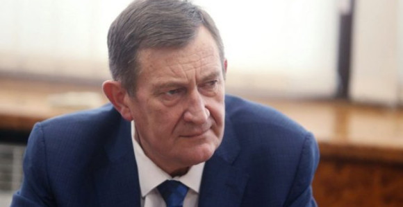 I Vojin Mitrović poslušao Dodika, podnio ostavku