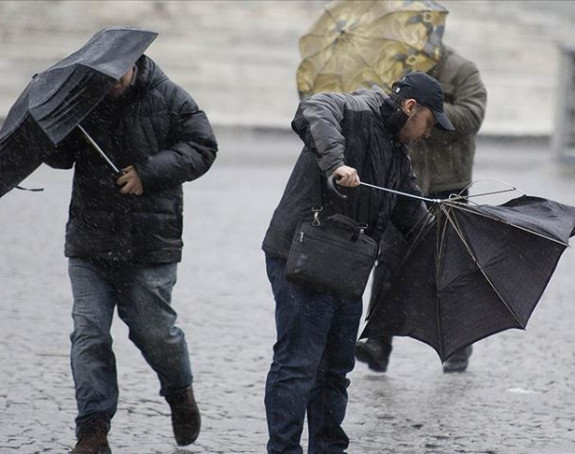 Žuto upozorenje zbog jakog vjetra u Banjaluci, Foči...