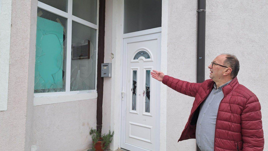 Napadnuta kuću načelnika opštine Ribnik