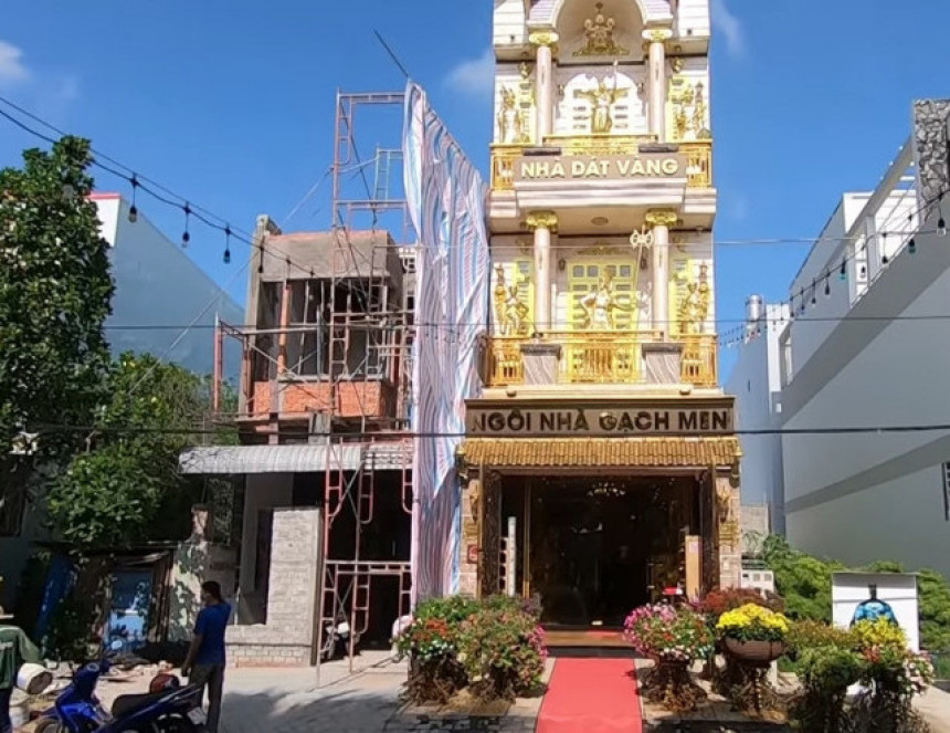 Vijetnamac izgradio "zlatnu kuću" koja je postala turistička atrakcija! (VIDEO)