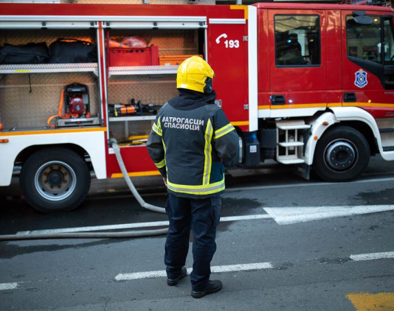 Жена страдала у пожару у стану на Цераку у Београду