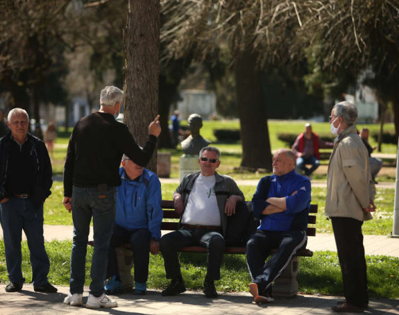 Како преваранти узимају паре од пензионера