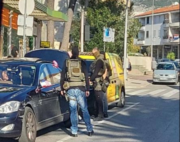 Specijalci uhapsili dva državljanina BiH u Makarskoj