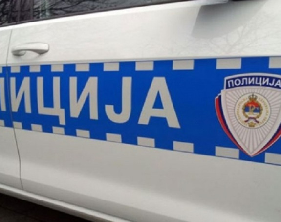 Горио "Голф" у Модричи, полиција тражи пиромана