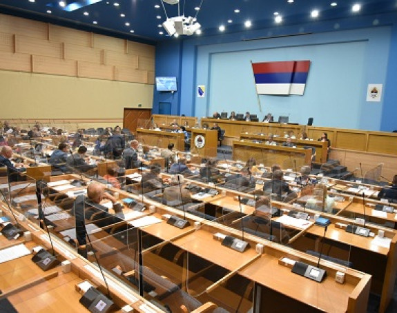 Zvaničnih rezultata još nema. Vukanović tvrdi: Dogodila se nevjerovatna izdaja!