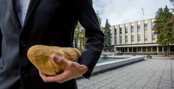 На државне јасле и даље би бивши посланици НСРС