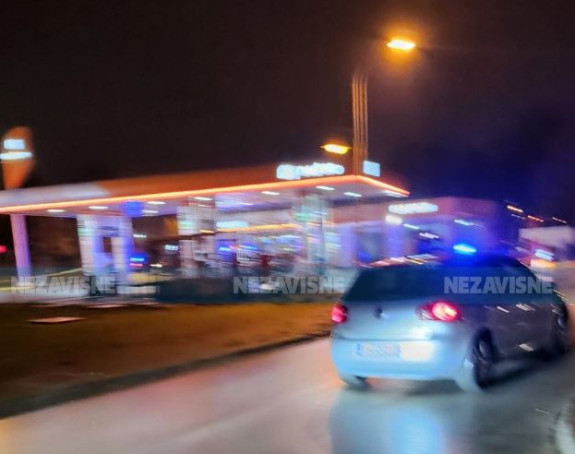 Blokirana pumpa u Banjaluci, policija na licu mjesta
