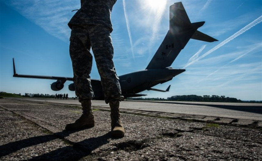 Amerika pokazala "zvijer": Spremni za sukob?