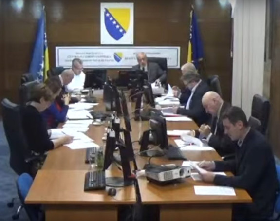 CIK će vjerovatno prihvatiti sporni listić: Dodikov četvrti delegat, ipak, ide na žrijebanje!