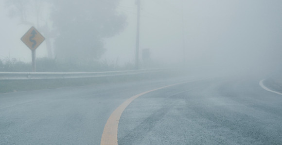 BiH: Mokri kolovozi, magla i učestali odroni