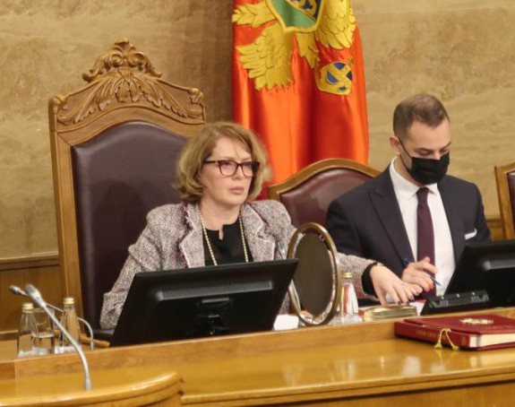 Spustiti tenzije na političkoj sceni u Crnoj Gori