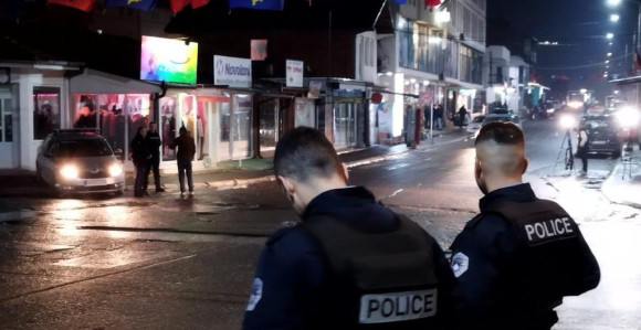 U sjevernom dijelu Kosovske Mitrovice mirno, ali napeto