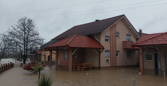200 кућа под водом, у току евакуација стоке