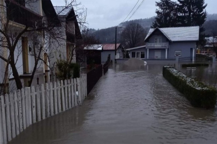 Novi Grad: Vanredne mjere, sutra nema nastave