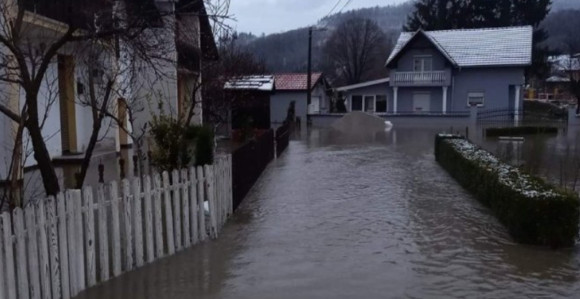 Novi Grad: Vanredne mjere, sutra nema nastave