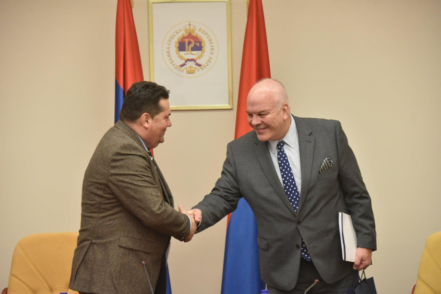 Stevandić se šefu OEBS-a u BiH žalio na CIK