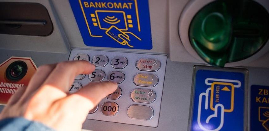 Manje sredine sve više ostaju bez banaka