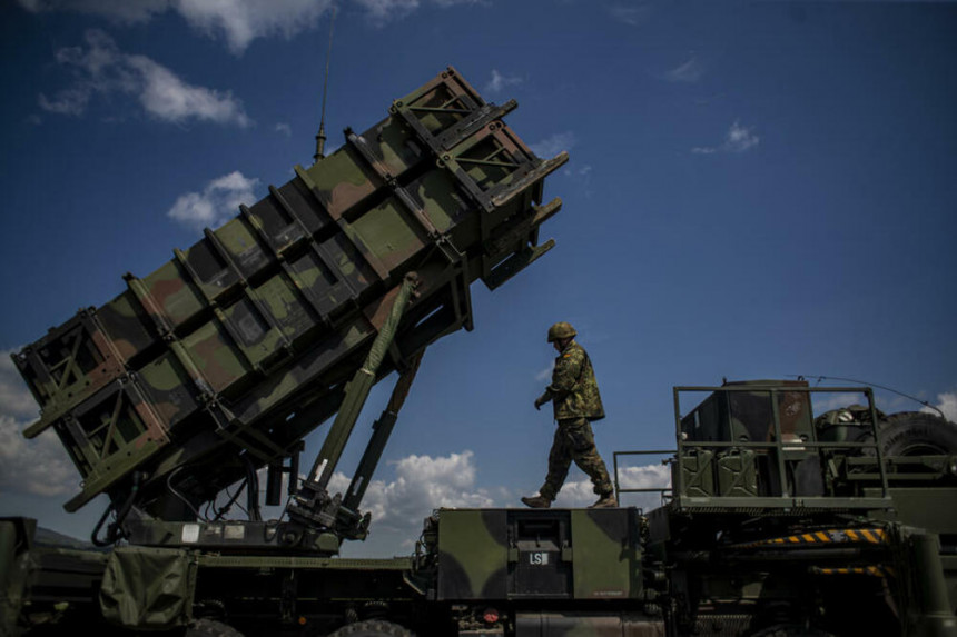 Amerika na korak da pošalje raketni sistem u Ukrajinu?!